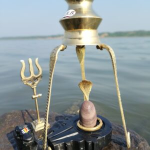 janeu dhari narmadeshwar shiving for home