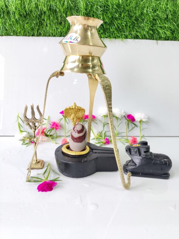 chandrakar narmadeshwar shivling for home